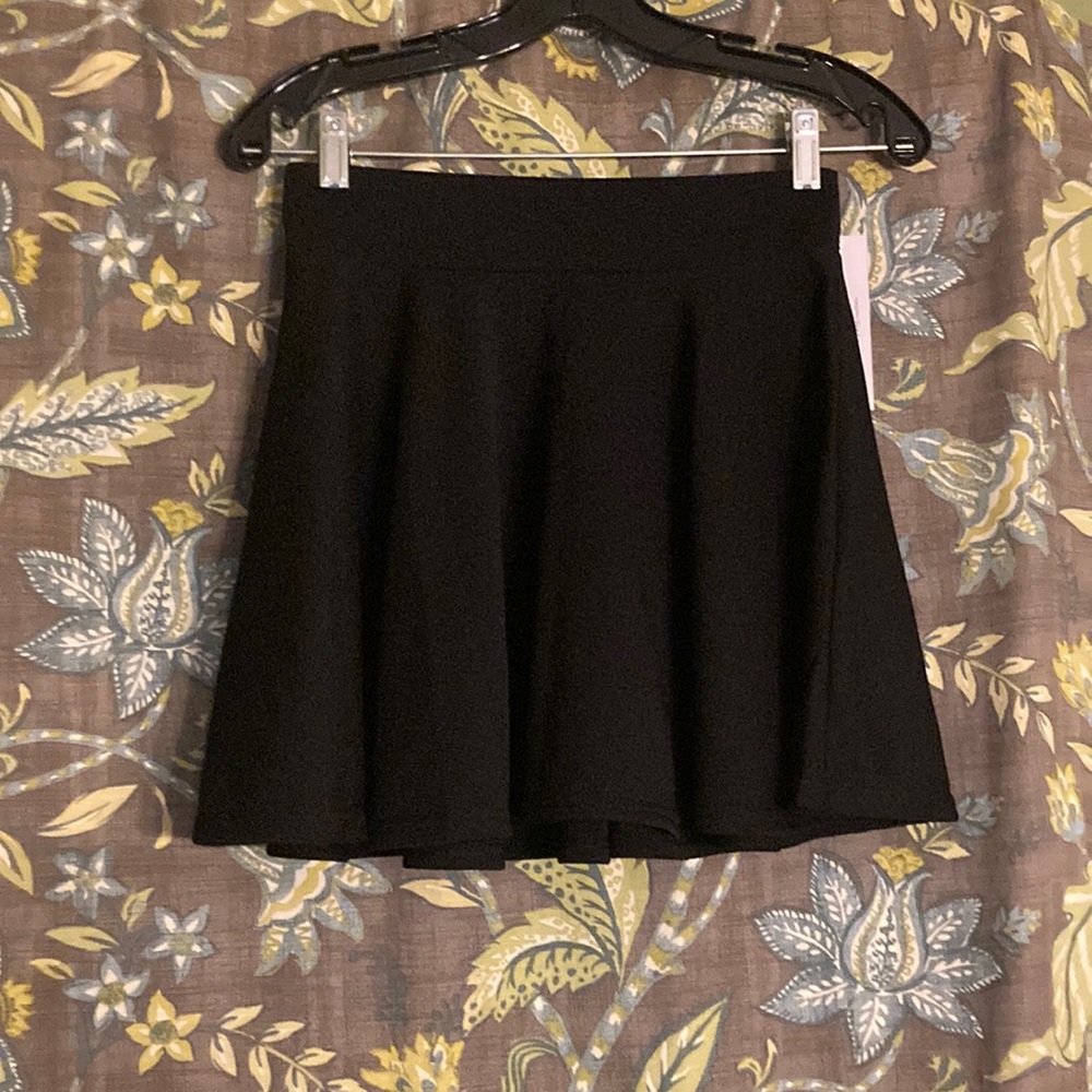 Urban CoCo Women's Basic Versatile Stretchy Flared Casual Mini Skater Skirt